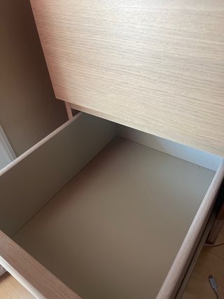 2 Mesitas de noche 2 cajones madera clara