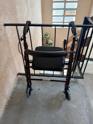 Andador Rollator 4 Ruedas Nuevo