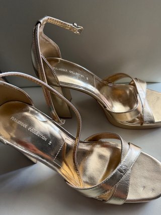 Tacones dorados plataforma talla 41