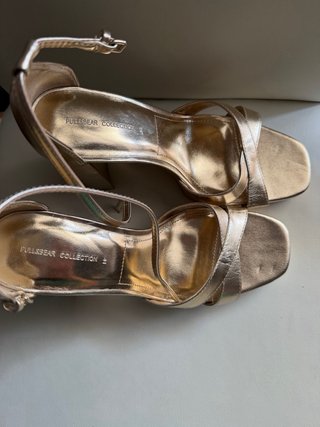Tacones dorados plataforma talla 41