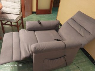Sillón de masaje eléctrico gris