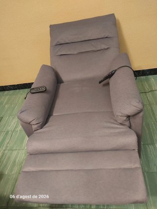 Sillón de masaje eléctrico gris