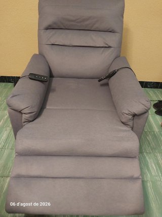 Sillón de masaje eléctrico gris