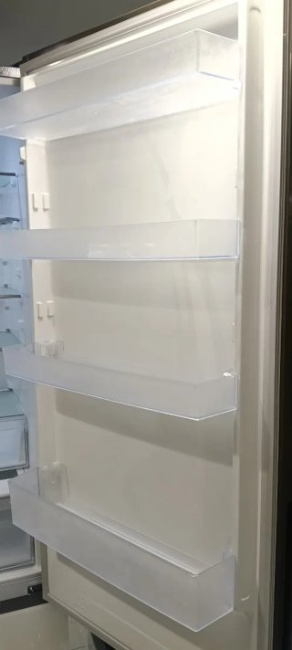 NEVERA COMBI HISENSE CON PUERTA CRISTAL NO FROST