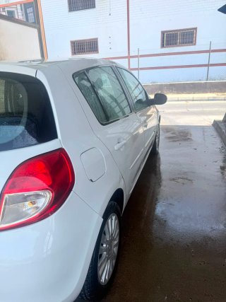 Renault Clio 123.600km