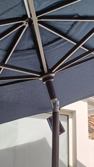 Sombrilla LED Azul y Gris. P