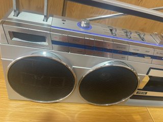 Radiocassette Boombox Sanyo M-7830 *NO FUNCIONA*