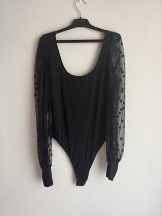 Body New Look manga transparente lunares