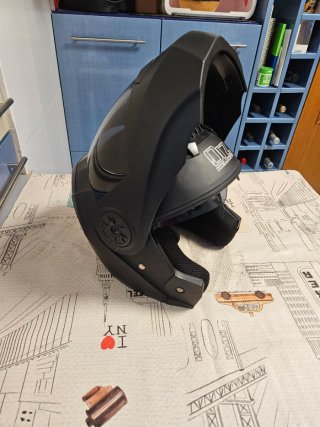 Casco de moto negro ORZ
