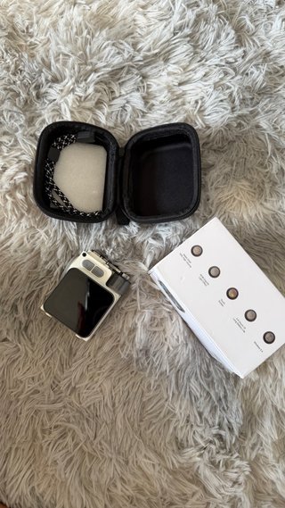 Mini Altavoz Bluetooth RGB Pantalla Táctil