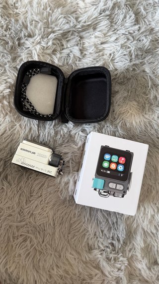 Mini Altavoz Bluetooth RGB Pantalla Táctil