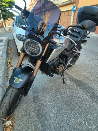 Honda CB650R Negra/Plata