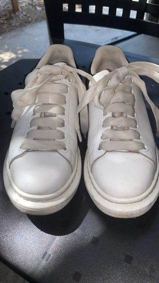 Alexander McQueen bianche