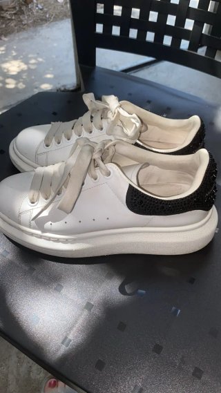 Alexander McQueen bianche