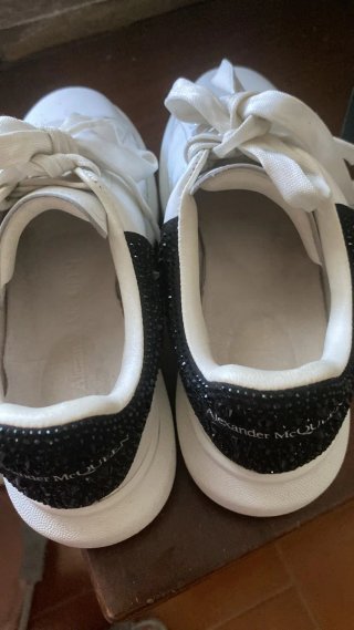 Alexander McQueen bianche