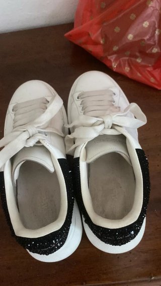 Alexander McQueen bianche