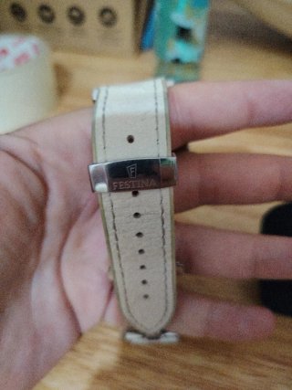 Reloj Festina plateado y blanco