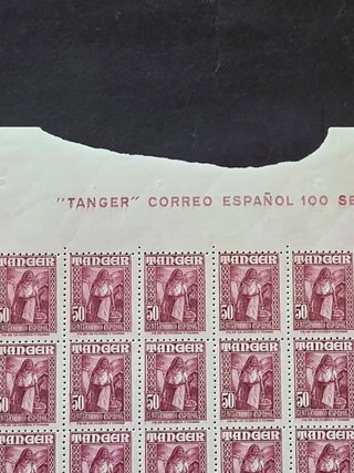 Pliego completo de 100 sellos Tánger de 50 c. 1927