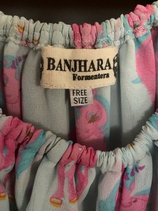 Vestido de volantes con unicornios