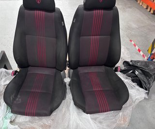 Asientos Alfa Romeo 147 Q2 Ducati Corse