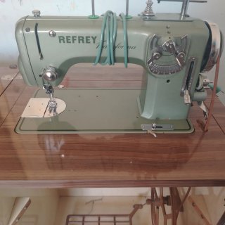 Máquina de coser Refrey Vintage