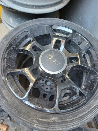 Llantas negras 4 unidades de fiat 500