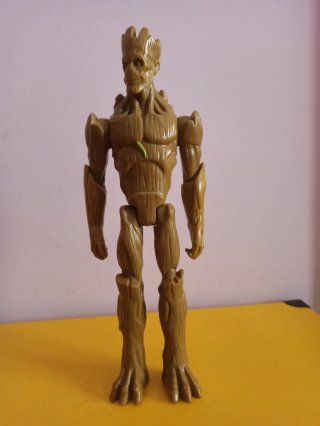Avengers figuras 30 cm. 30€, unidad suelta 5€