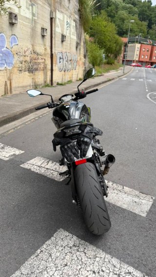 Kawasaki Z900 full 2022