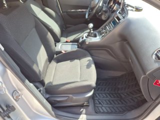 Peugeot 5008 2010