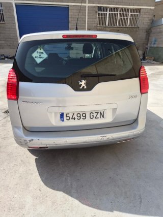 Peugeot 5008 2010
