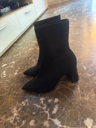 Botines negros tacón