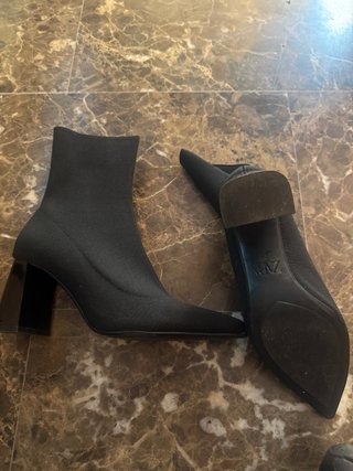 Botines negros tacón