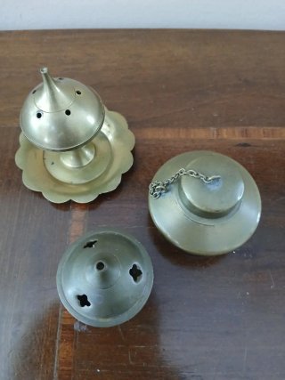 Set 2 porta incenso  e 1 bruciatore ad alcol vinta