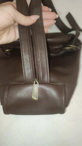 Mochila cuero marrón oscuro