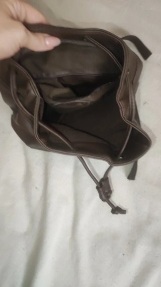 Mochila cuero marrón oscuro