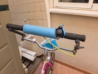 Bicicleta adaptada para niños con distintas capaci