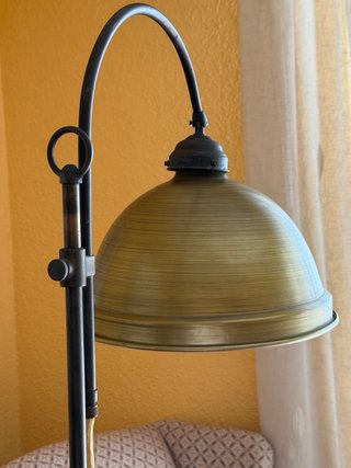 Lámpara de pie estilo Mid-Century/Industrial