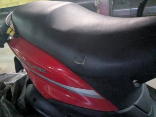 Derbi Boulevard 125 - 463 km (poco uso)