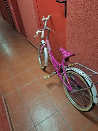 Bicicleta infantil rosa