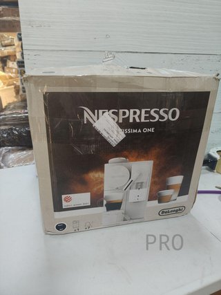 Máquina de café de cápsulas - Nespresso