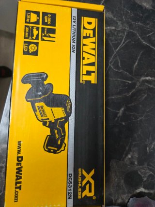 Dewalt DCS312N 12V Sierra Sable Inalámbrica