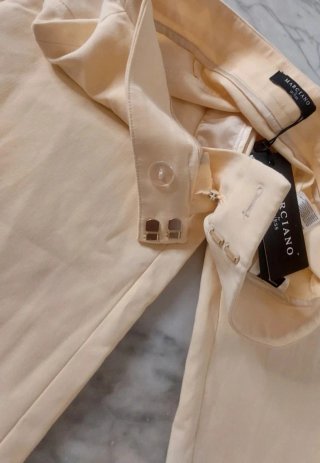 Pantalones Guess Marciano Amarillo Polvo Talla 38