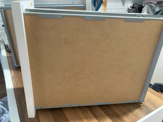 Cajón MALM Blanco