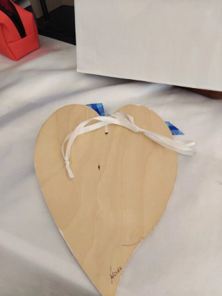 Cuore in legno decorato Family