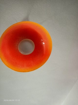 Lámpara de techo naranja