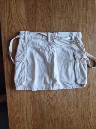 Minifalda Stradivarius Talla 34