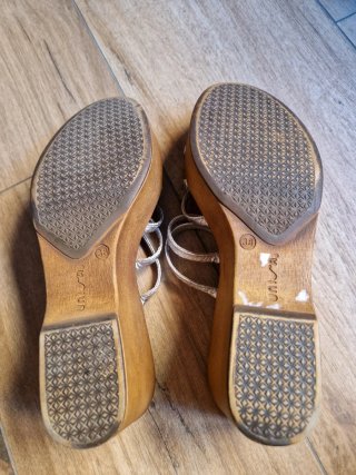 Sandalias Unisa Plataforma Tiras Plata