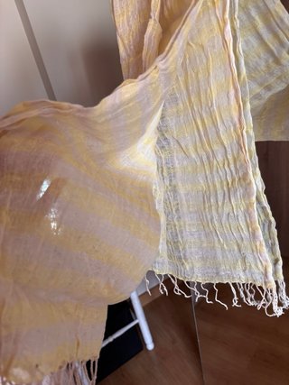 Pañuelo Cortefiel Rayas Blancas y Amarillass