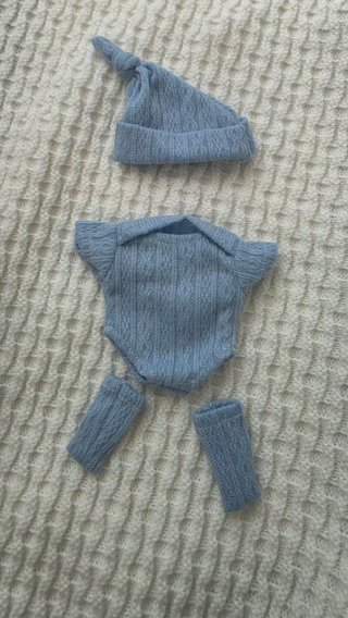 Ropita para muñeca reborn 20cm