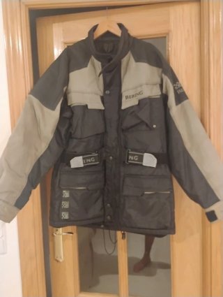 Chaqueta Bering Moto Negra y Gris, Talla XL